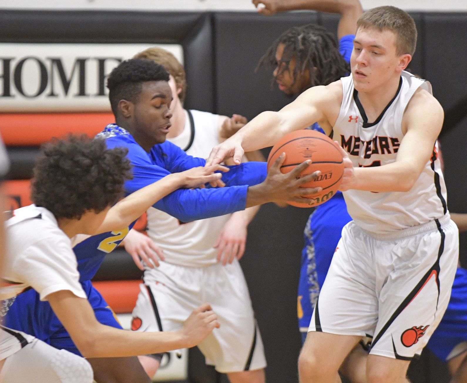 Marissa vs Lovejoy in a Class 1A boys regional basketball game